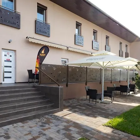 Bubble Es Rendezvenykoezpont Zalaegerszeg