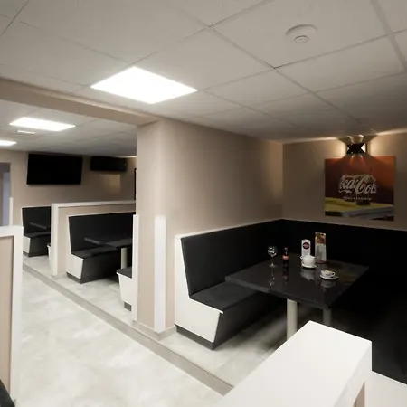 Hotell Bubble Es Rendezvenykoezpont